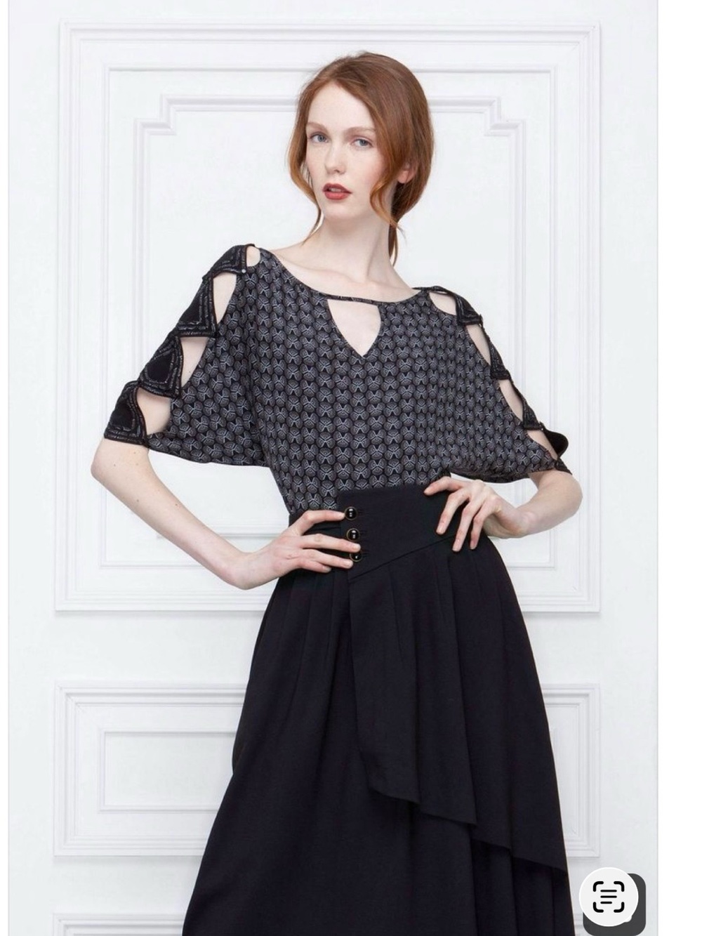 leifsdottir Black and Gray Cutout Sleeve Blouse-Sz 0